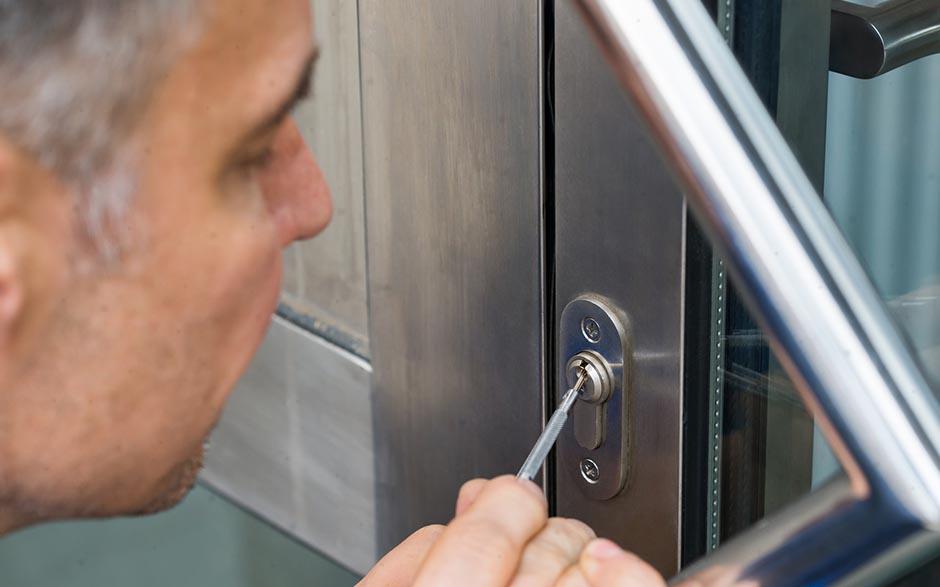  ouvrir une porte fermée à clé Vachette Paris 12